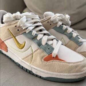 Nike Dunks Disrupt 2 Easter, Women’s Size 12